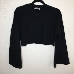 Zara Knit Cropped Long Sleeve Black Sweater M